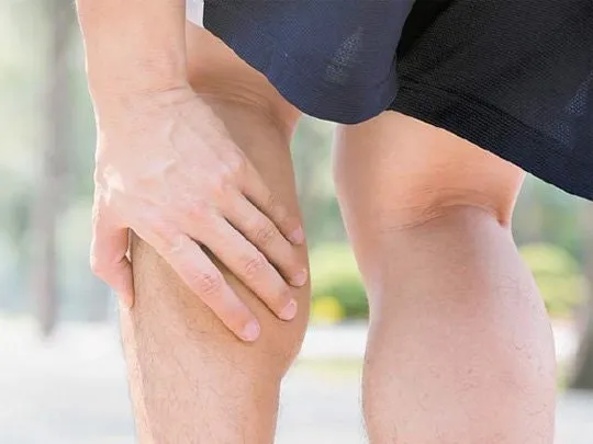 밤에 자는데 자꾸 종아리에 쥐가 나서 괴롭다면? 전근, 쥐내림에 대한 한의학적 치료에 대해 알아봅시다. (군산 명작한의원)
